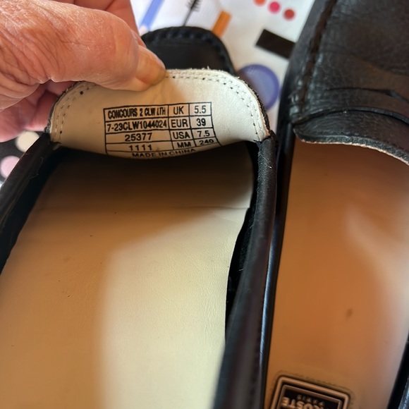 LACOSTE moccasin shoes, size 7.5 - Picture 7 of 11